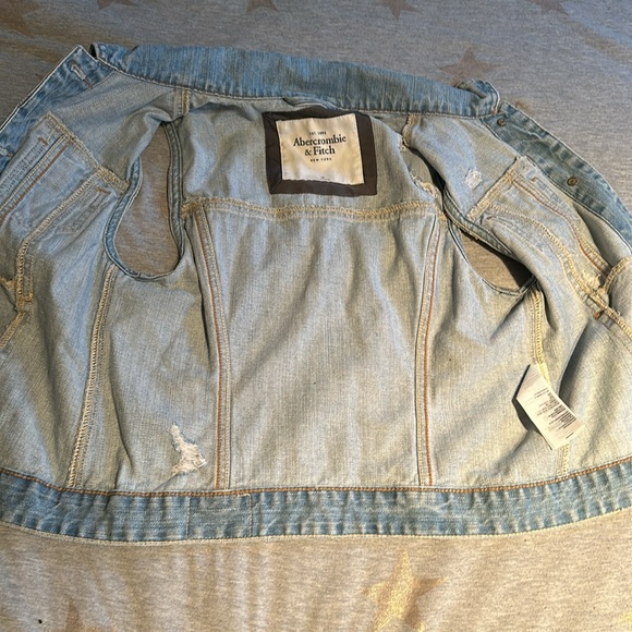 Abercrombie & Fitch Blue Jean Jacket - Picture 3 of 4